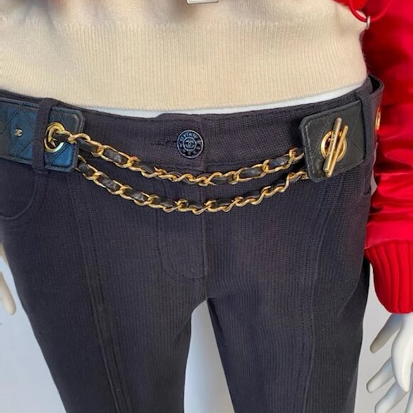 Authentic CHANEL vintage black lambskin runway belt 70cm - Picture 5 of 10